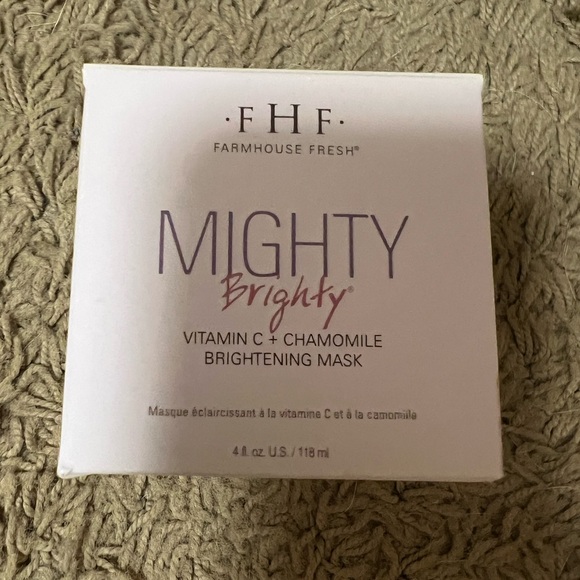 Farmhouse Fresh new mighty brighty mask - Picture 2 of 4